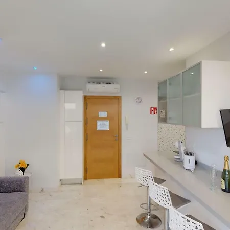Marina Apartment *
